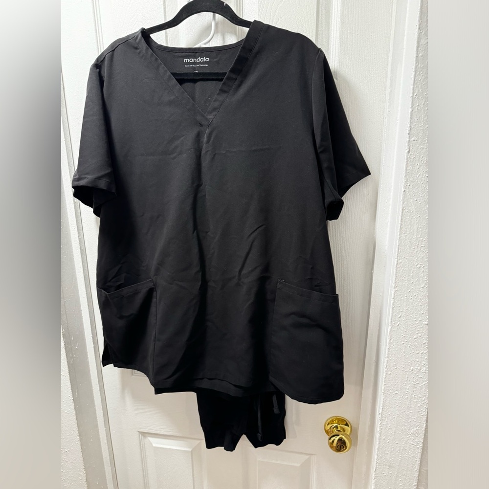 Mandala Scrubs (2XL)